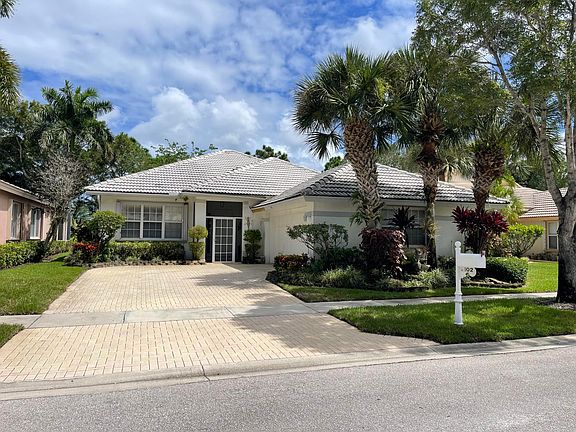 2nd image of 9102 Bay Harbour Circle