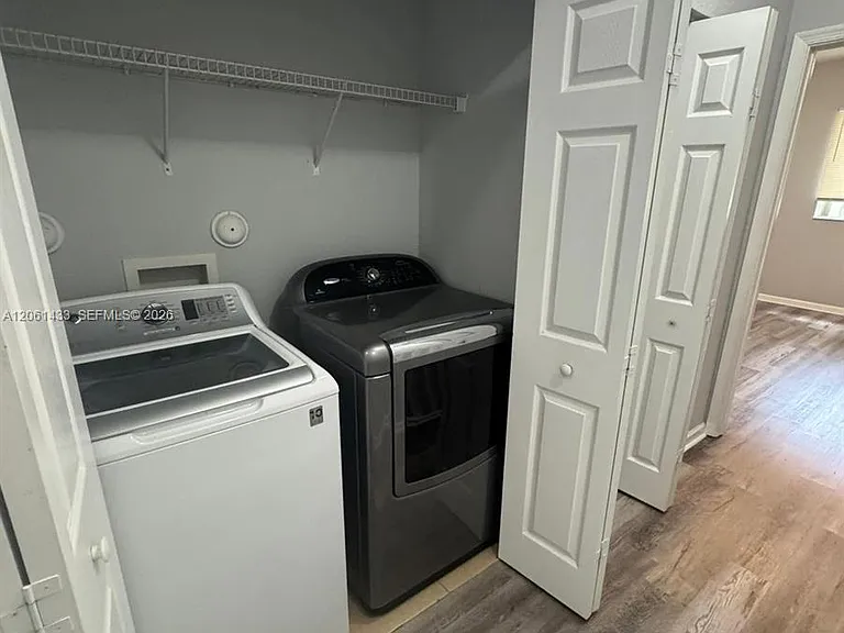 8811 S Isles Cir #8811 — Photo 10