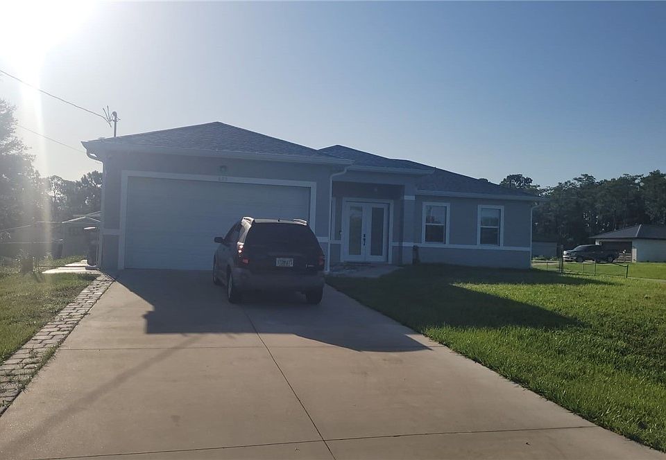 1st image of 653 Foxchase Dr