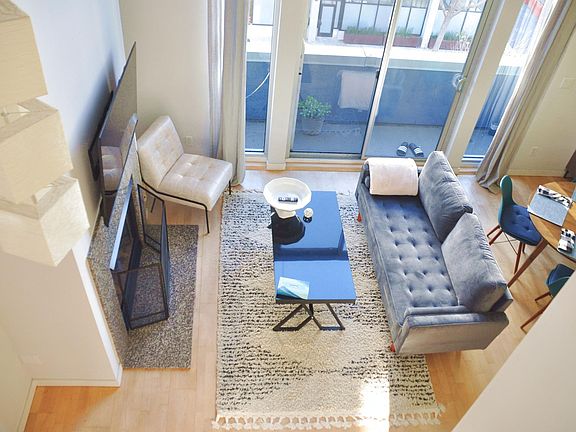 2nd image of 155 Harriet St Suite 17