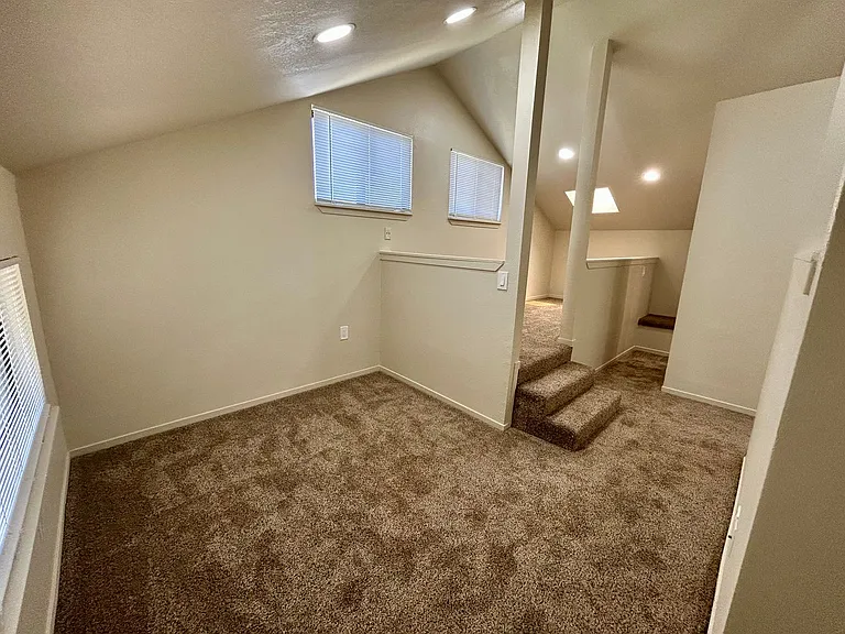 1714 Chestnut St. — Photo 12