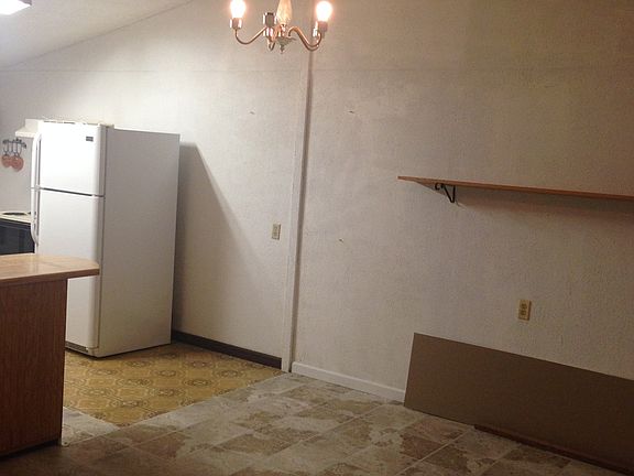 3rd image of 2807 S Villa Dr