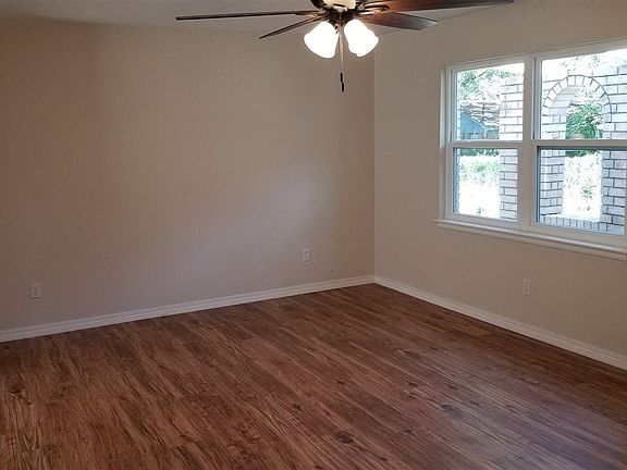 4th image of 5679 Gainswood Ct