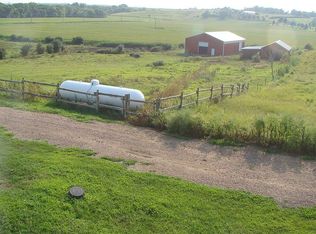 717 W 2nd St, Dell Rapids, SD 57022
