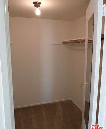 5th image of 1121 E Wilson Ave Unit 16