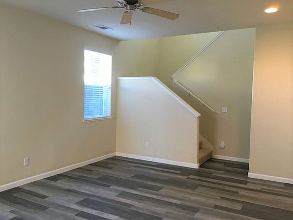 4th image of 1433 S Mills Ave