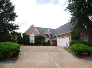 1676 Von Hall Dr, Collierville, TN 38017
