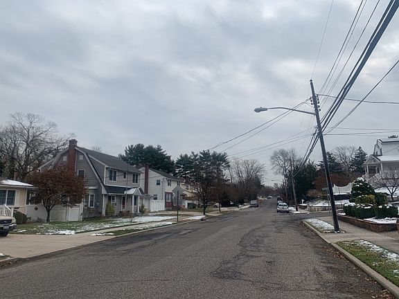 4th image of 43 Lawrence St