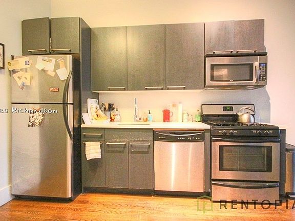 3rd image of 808 Driggs Ave #410
