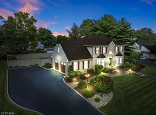 1 Sturwood Dr, Hillsborough, NJ 08844