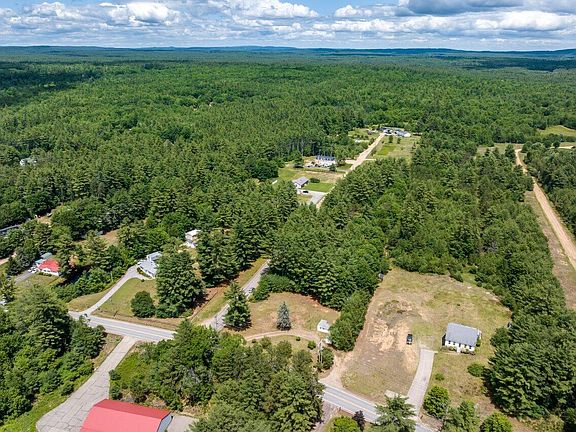 3rd image of 300 Hubbard Road