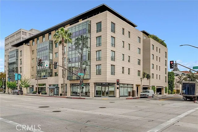 345 E Colorado Blvd #503