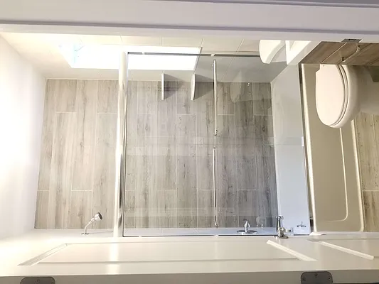 Rented by Roz Khan, LREB | media 6