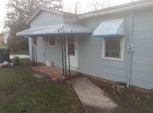 304 Henry McGill St, Marion, SC 29571