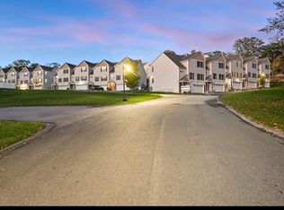 103 Hunting Hill Dr, Cumberland, RI 02864