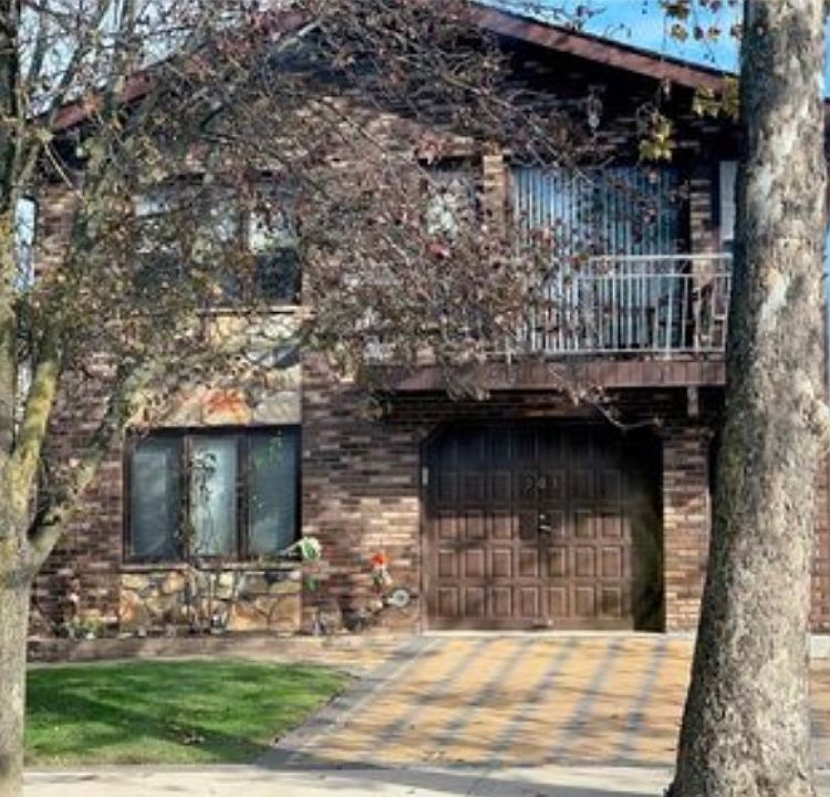 1st image of 301 Doane Ave