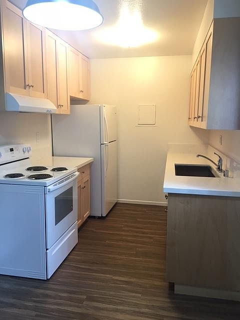 1st image of 216 W Victoria St APT 108