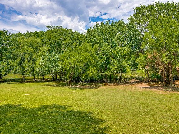 5th image of 4414 Vista Creek Dr