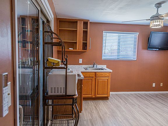 3rd image of 1334 W Schafer Dr #1