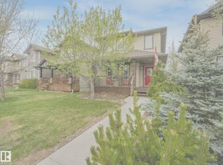 9818 103rd Ave, Morinville, AB T8R 0C3