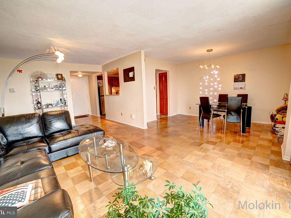 1st image of 118 Monroe St APT 904