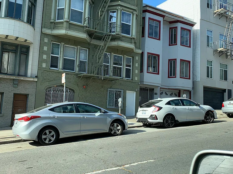 1670 Clay St #1 — Photo 1