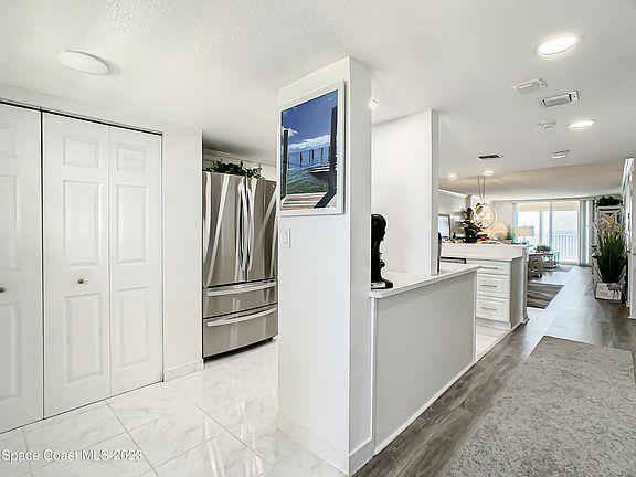 5th image of 830 N Atlantic Ave APT 1106