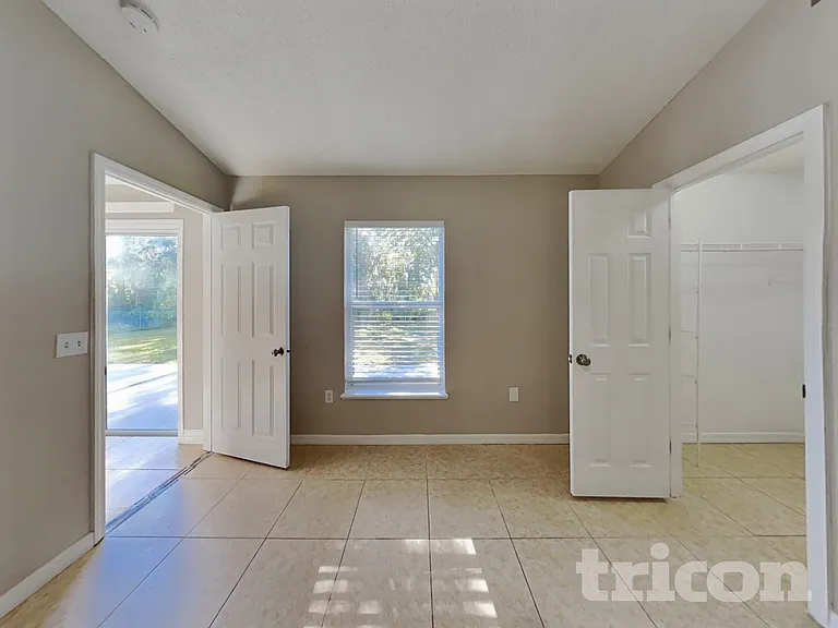 312 Colony Ct — Photo 7