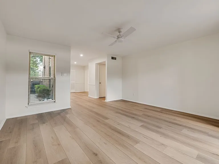 3824 Cibolo Dr #112 — Photo 3