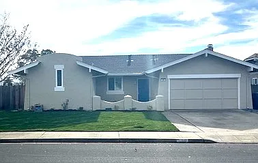 589 Leona Dr Photo 1
