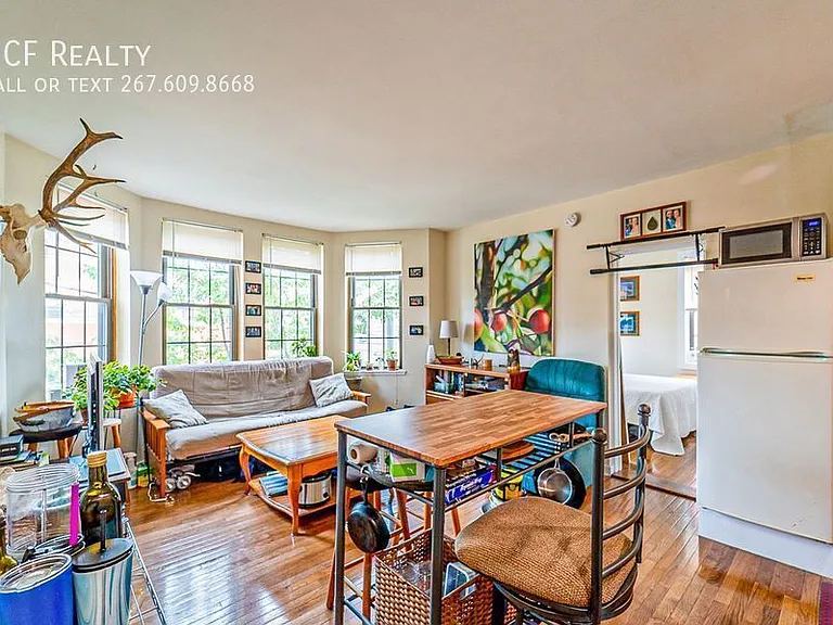 527 S 21st St #2R — Photo 1