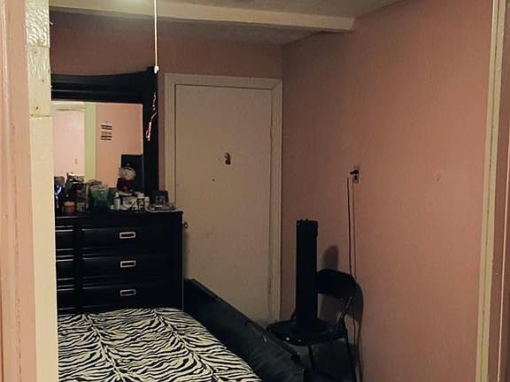 4th image of 3320 N Pita St