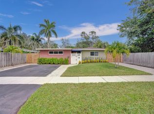 1605 SW 10th Ct, Fort Lauderdale, FL 33312