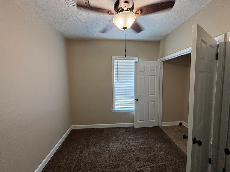 2701 Lincoln Ave #B — Photo 7