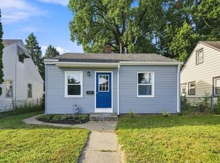 3207 Homestead Ave, Davenport, IA 52802