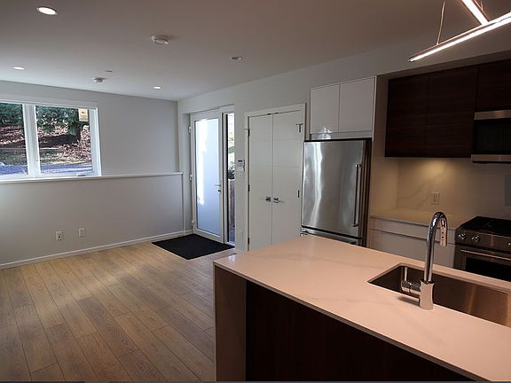 3rd image of 3392 Anzio Dr #C