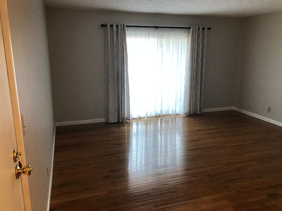 5th image of 4709 Maccorkle Ave SE APT 3E
