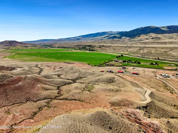 38 Mustang Dr, Dubois, WY 82513