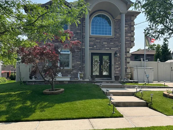 326 Lyndale Avenue image 1 of 44