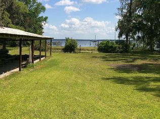318 Cedar Creek Rd, Palatka, FL 32177