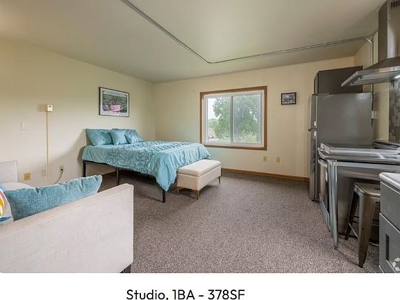 2nd image of 605 Chase 223 223