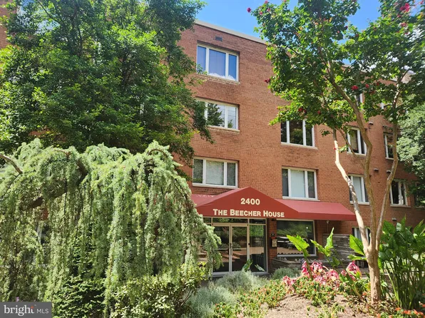 2400 41st St NW APT 115, Washington, DC 20007