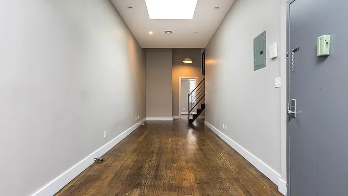 Rented by Nooklyn NYC LLC | media 20