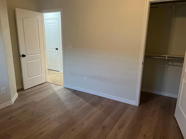 1703 W Big Oak St — Photo 37