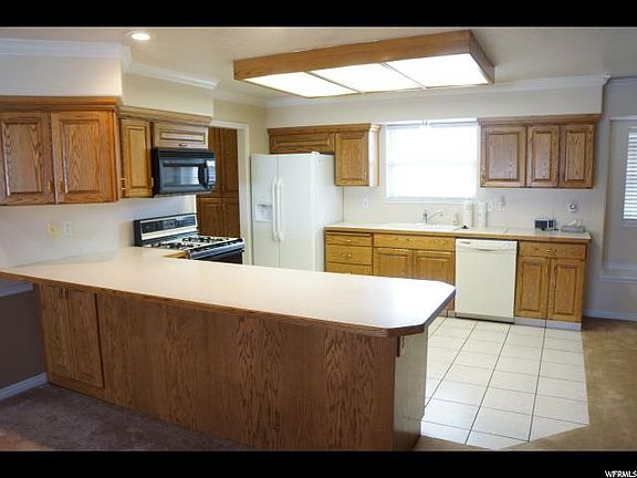 3rd image of 1472 N 220 E