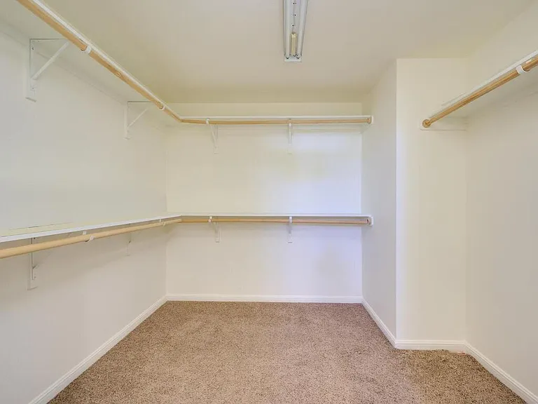 Walk-in closet