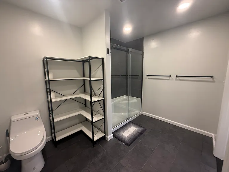 1319 Mohr Cir — Photo 19