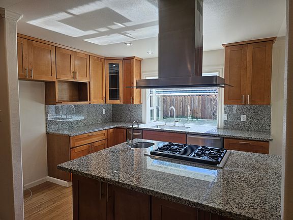 4th image of 3432 Elaine Dr