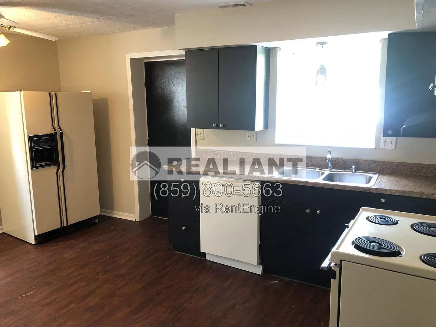 3 bed, 1.0 bath, $1,395 — Photo 3