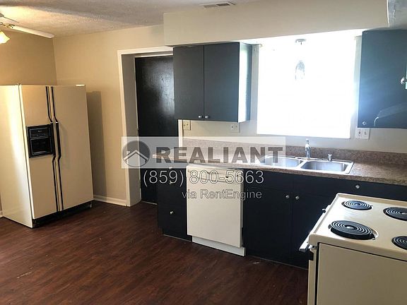 3rd image of 327 Eastern Ave